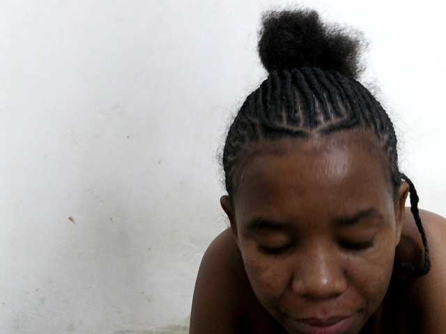 Francia1 live cam on BongaCams