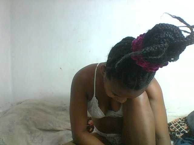 Francia1 live cam on BongaCams