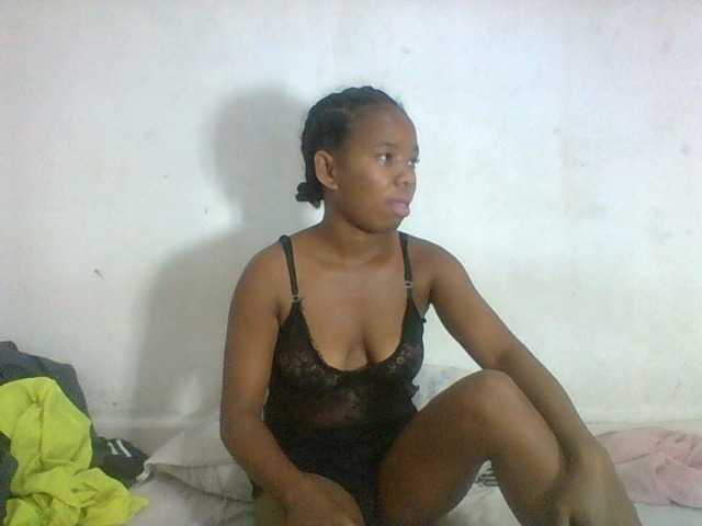 Francia1 live cam on BongaCams