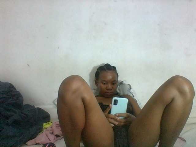 Francia1 live cam on BongaCams