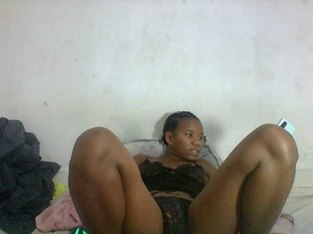 Francia1 live cam on BongaCams