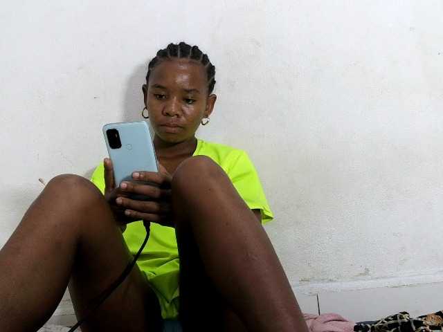 Francia1 live cam on BongaCams