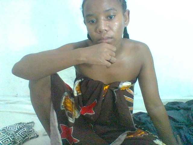 Francia1 live cam on BongaCams