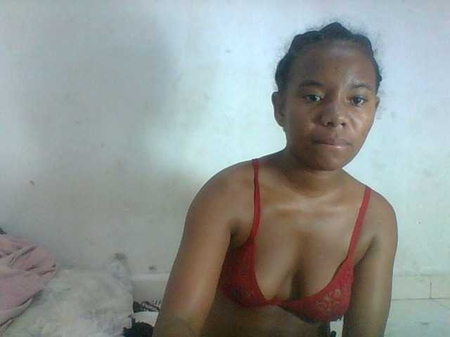 Francia1 live cam on BongaCams