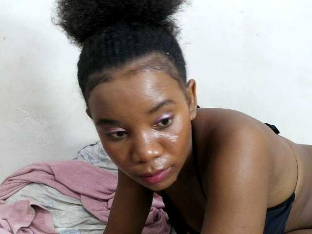 Francia1 live cam on BongaCams