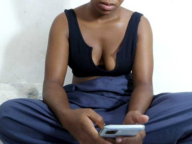 Francia1 live cam on BongaCams