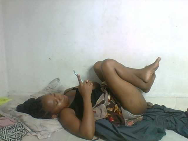 Francia1 live cam on BongaCams