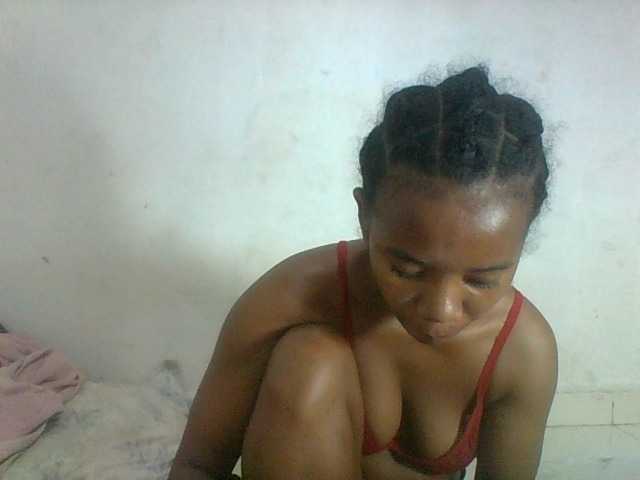 Francia1 live cam on BongaCams