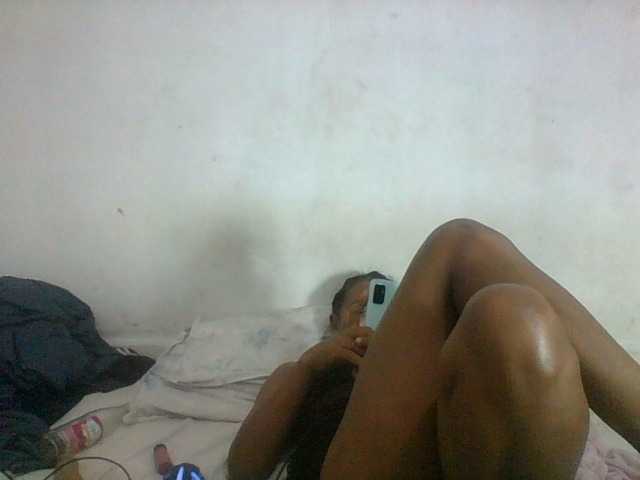 Francia1 live cam on BongaCams
