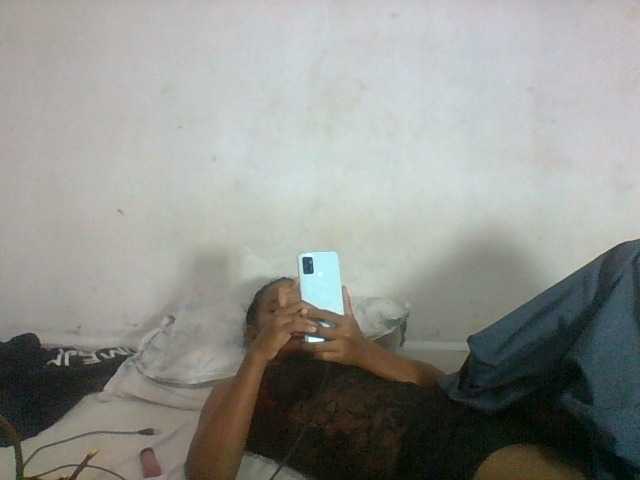 Francia1 live cam on BongaCams