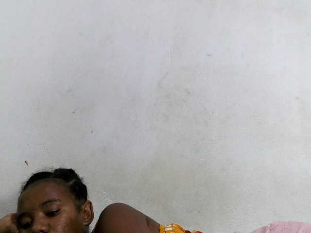 Francia1 live cam on BongaCams