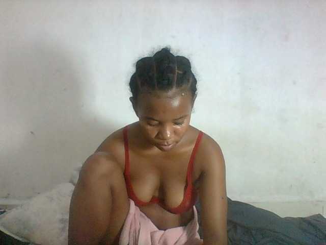 Francia1 live cam on BongaCams