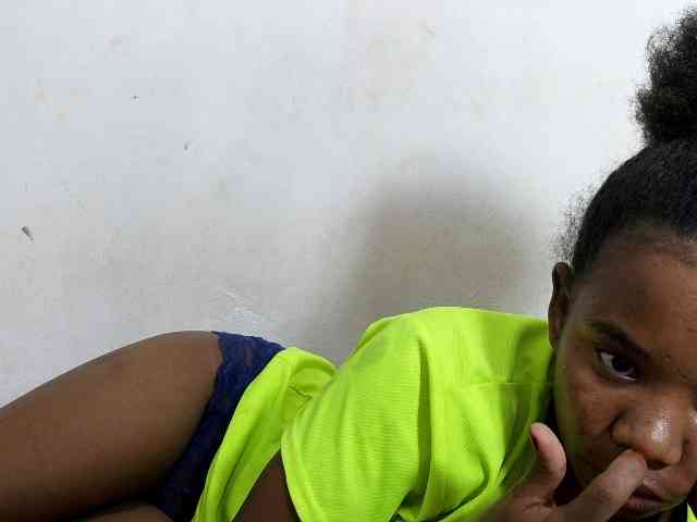 Francia1 Live Webcam on BongaCams