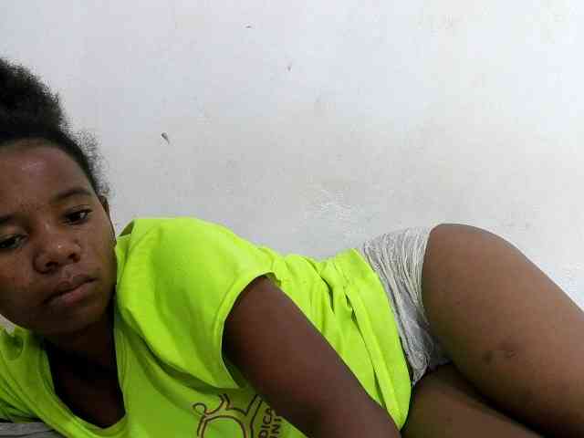 Francia1 Live Webcam on BongaCams