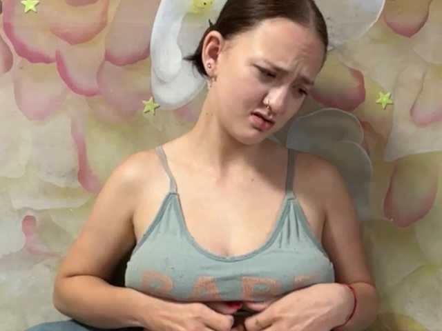BrandeeOleson live cam on BongaCams