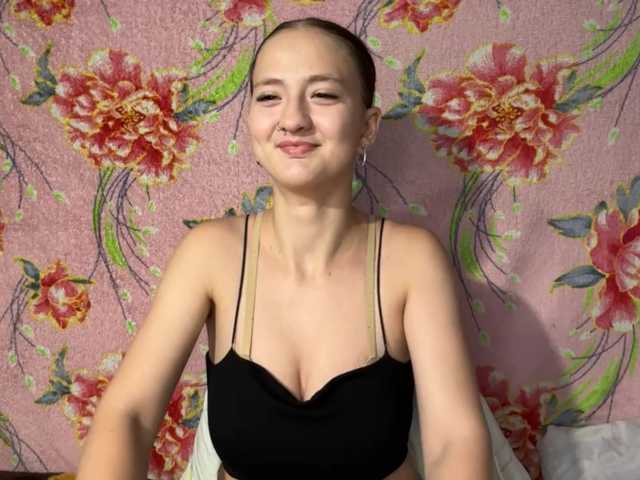 BrandeeOleson live cam on BongaCams