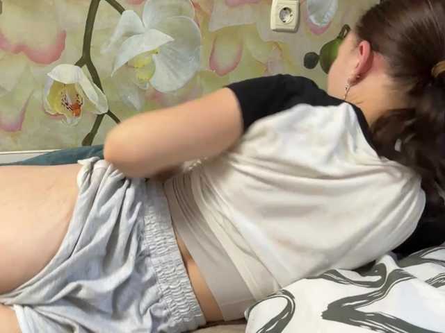 BrandeeOleson live cam on BongaCams