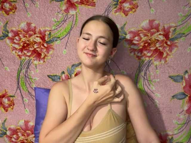 BrandeeOleson live webcam show