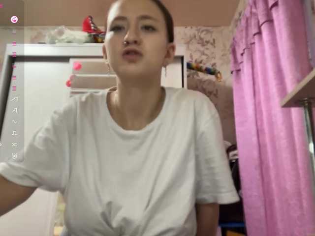 BrandeeOleson live cam on BongaCams