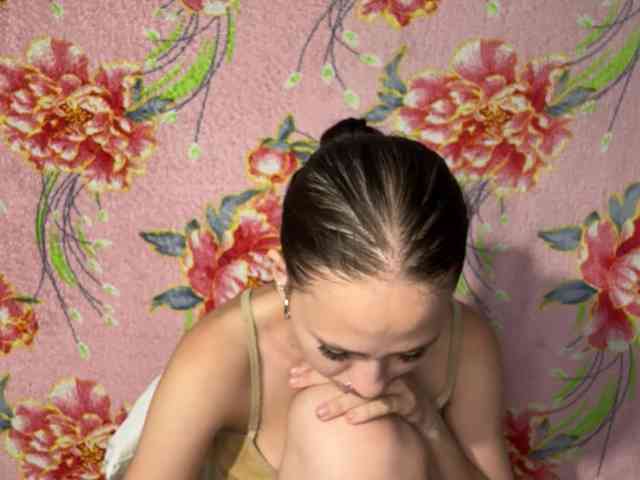 BrandeeOleson Live Webcam on BongaCams