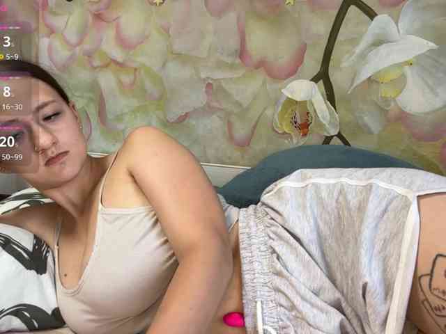BrandeeOleson webcam