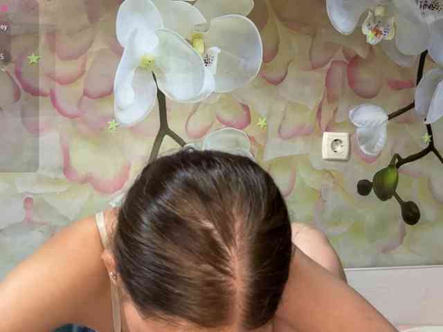 BrandeeOleson webcam