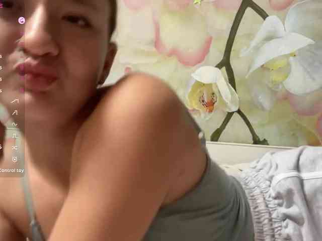 BrandeeOleson webcam