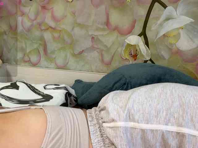 BrandeeOleson webcam
