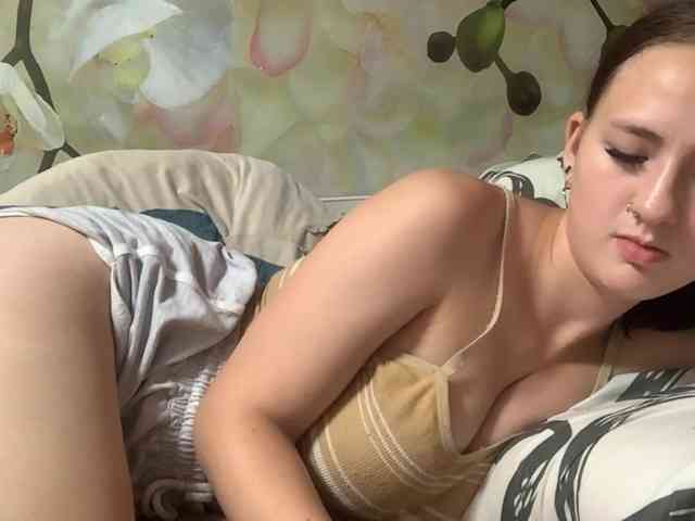 BrandeeOleson webcam