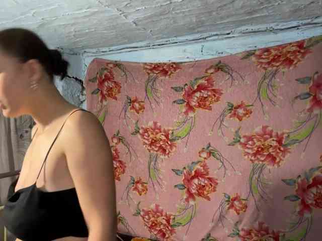 BrandeeOleson webcam