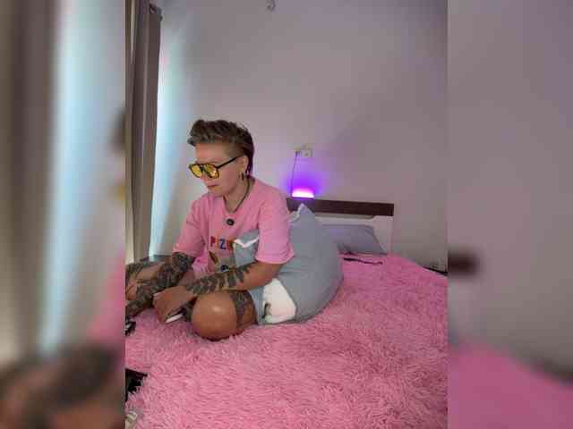 Model: sweet_twix