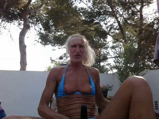 BarbaraKinkyRoom live webcam show