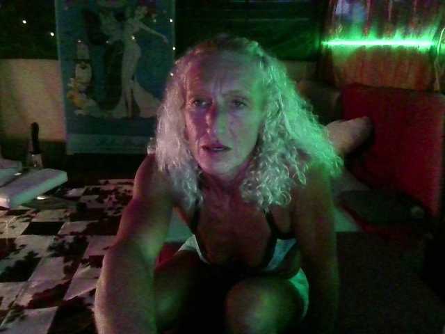 BarbaraKinkyRoom live cam on BongaCams