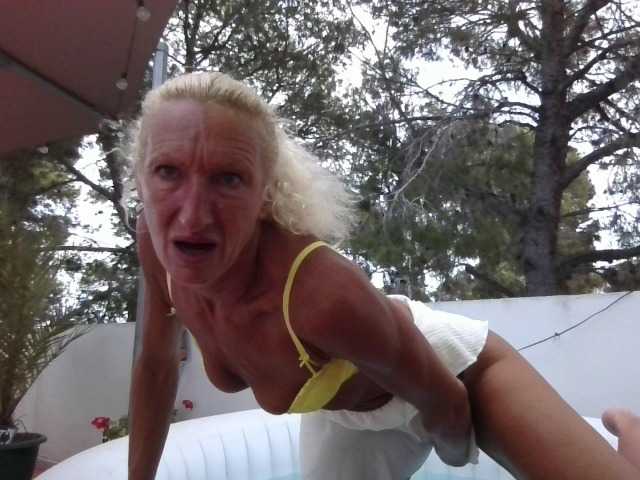 BarbaraKinkyRoom live cam