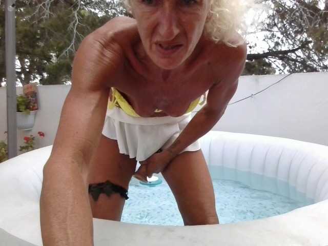 BarbaraKinkyRoom live cam on BongaCams