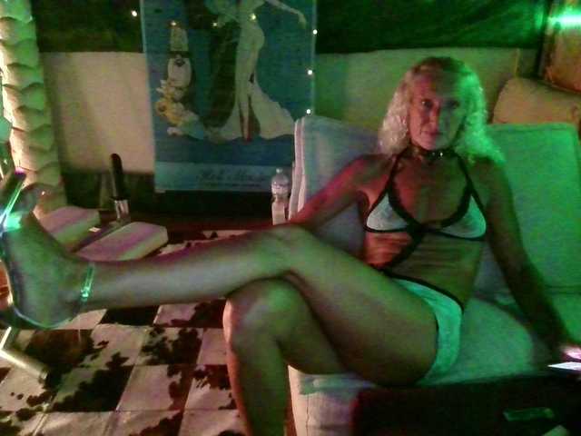 BarbaraKinkyRoom live cam on BongaCams