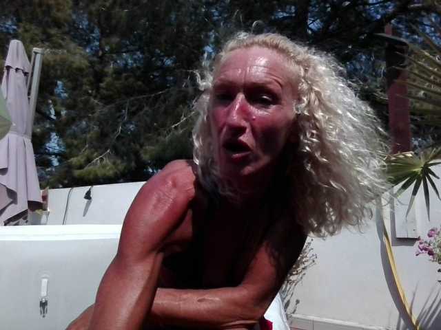 BarbaraKinkyRoom live cam on BongaCams