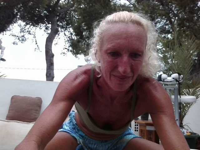 BarbaraKinkyRoom live cam on BongaCams