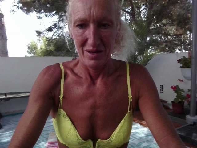 BarbaraKinkyRoom live cam on BongaCams