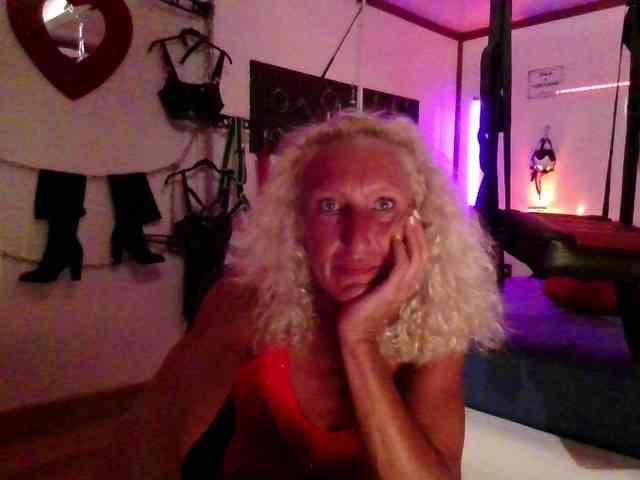BarbaraKinkyRoom webcam