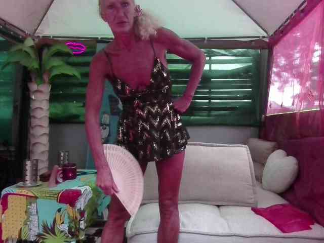 BarbaraKinkyRoom webcam