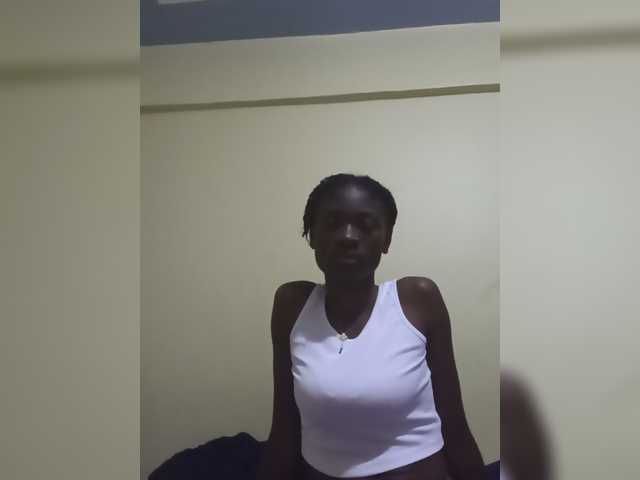Vivivan live cam on BongaCams