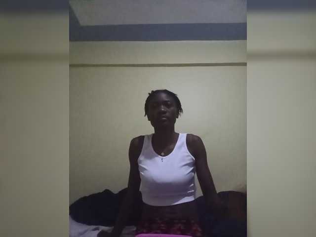 Vivivan live cam on BongaCams
