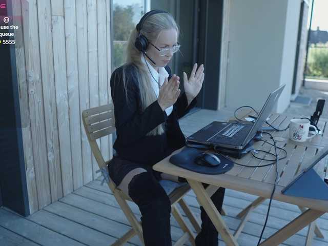 SunShineAnnaLove live cam on BongaCams