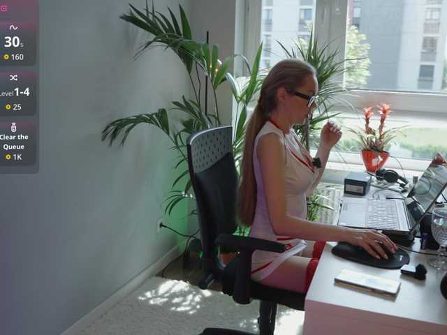 SunShineAnnaLove live cam on BongaCams