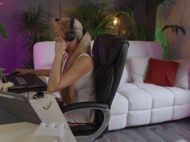 SunShineAnnaLove webcam