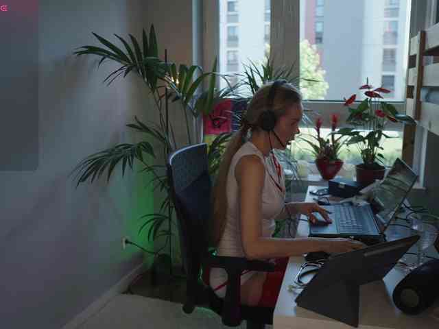 SunShineAnnaLove webcam