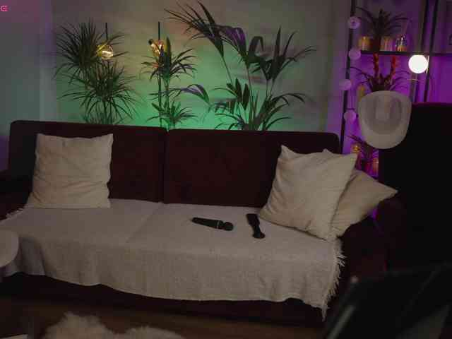SunShineAnnaLove webcam