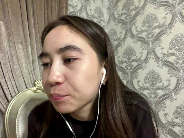 ClaudiaChouinard live cam on BongaCams