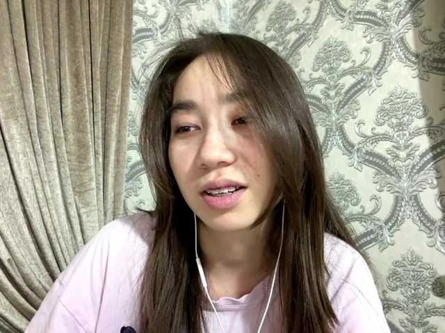 ClaudiaChouinard live cam on BongaCams
